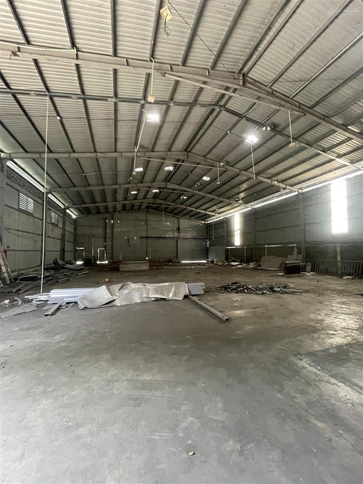 Cho thuê kho xưởng 780m2 phường thạnh mỹ lợi gần đảo kim cương, quận 2, có pccc, xe tải lớn vào
