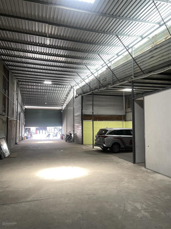 Cho thuê kho xưởng mặt bằng 700m2 đường nguyễn duy trinh, long trường, q9, tp thủ đức, container