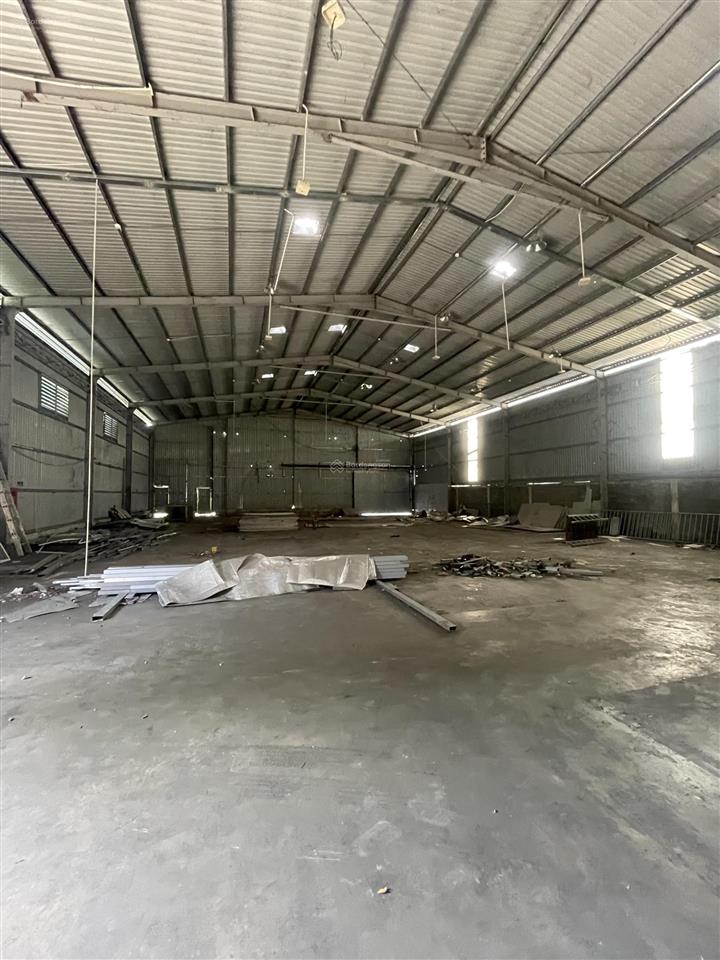 Cho thuê kho xưởng 400m2 780m2 phường cát lái gần đảo kim cương, quận 2 có sẵn pccc