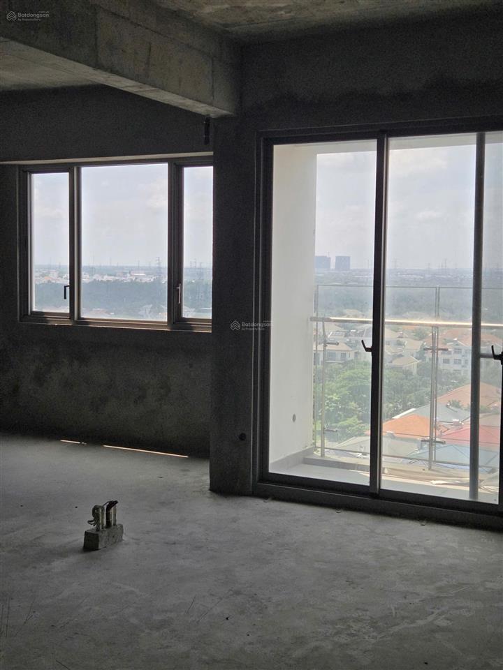 Cần bán gấp căn 2pn nhà thô, chung cư hưng phúc, mặt tiền nguyễn lương bằng, quận 7, giá chỉ 6 tỷ.