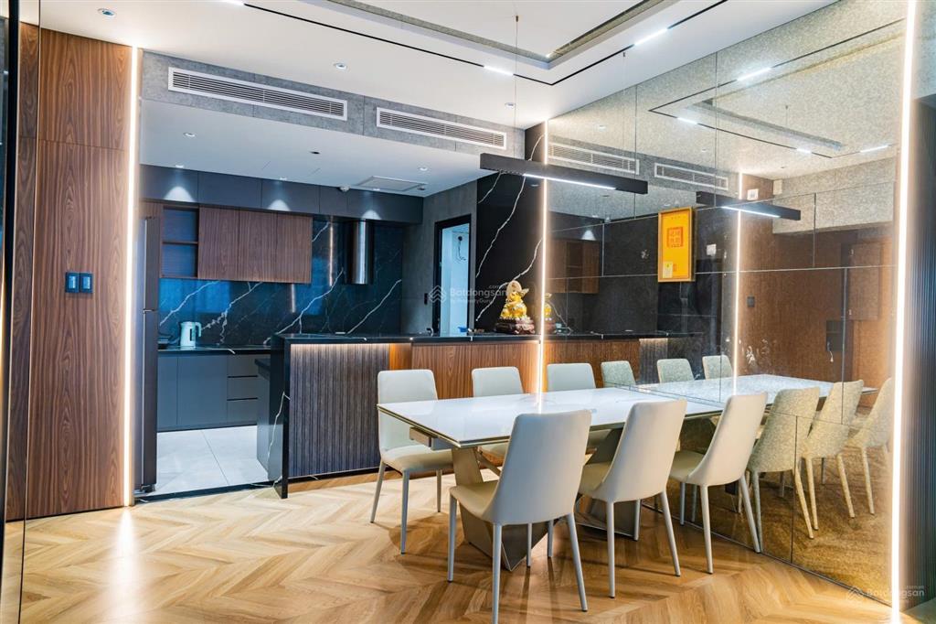 Bán gấp 3pn saigon pearl nhà đẹp, nội thất cao cấp