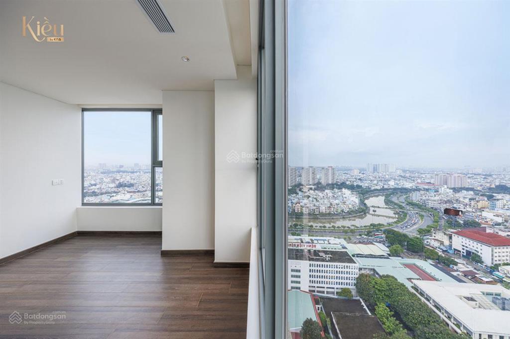 Bán căn hộ kiều by kita quận 5 sát quận 1  3pn 132m2  đã có sổ hồng, nhận nhà ngay. 0909 953 ***