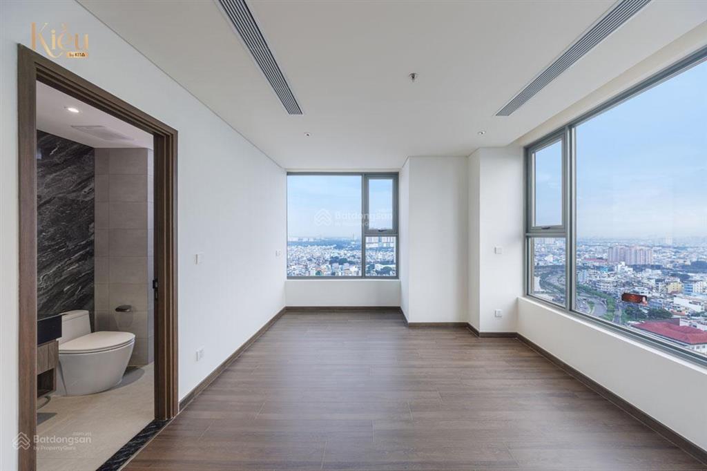 Bán căn hộ kiều by kita quận 5 sát quận 1  3pn 132m2  đã có sổ hồng, nhận nhà ngay. 0909 953 ***