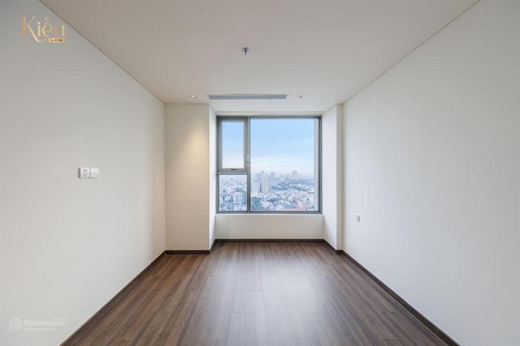 Bán căn hộ kiều by kita quận 5 sát quận 1  3pn 132m2  đã có sổ hồng, nhận nhà ngay. 0909 953 ***