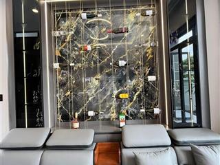 Bán chdv nguyễn trọng tuyển, phường 2 tân bình (4*15,5m)  4 tầng giáp sân bay