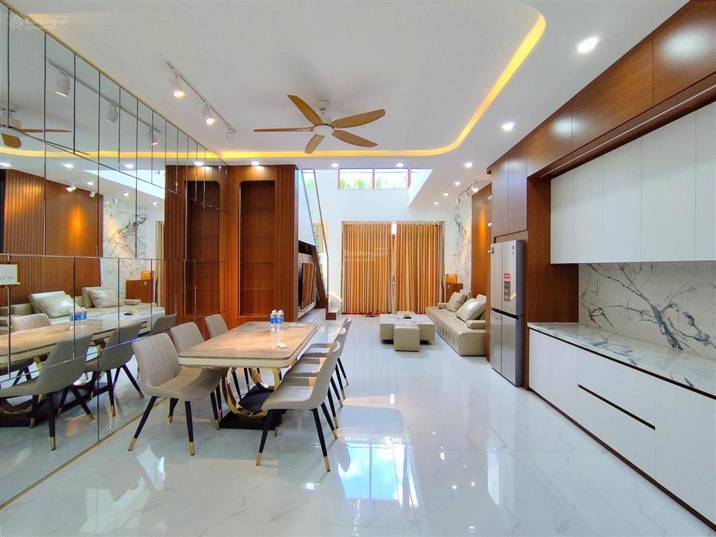 Bán nhà hẻm 111 tân hải, phường 13, tân bình (4,5*18) khu nhà ga t3, etown chỉ hơn 7 tỷ