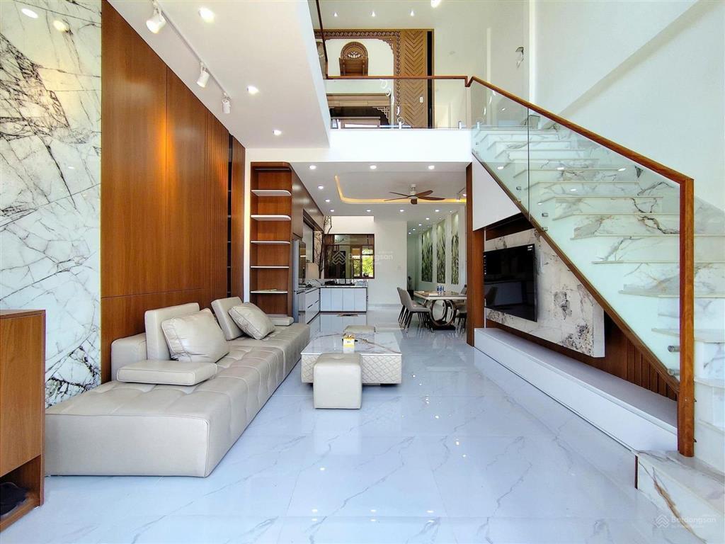 Bán nhà hẻm 111 tân hải, phường 13, tân bình (4,5*18) khu nhà ga t3, etown chỉ hơn 7 tỷ