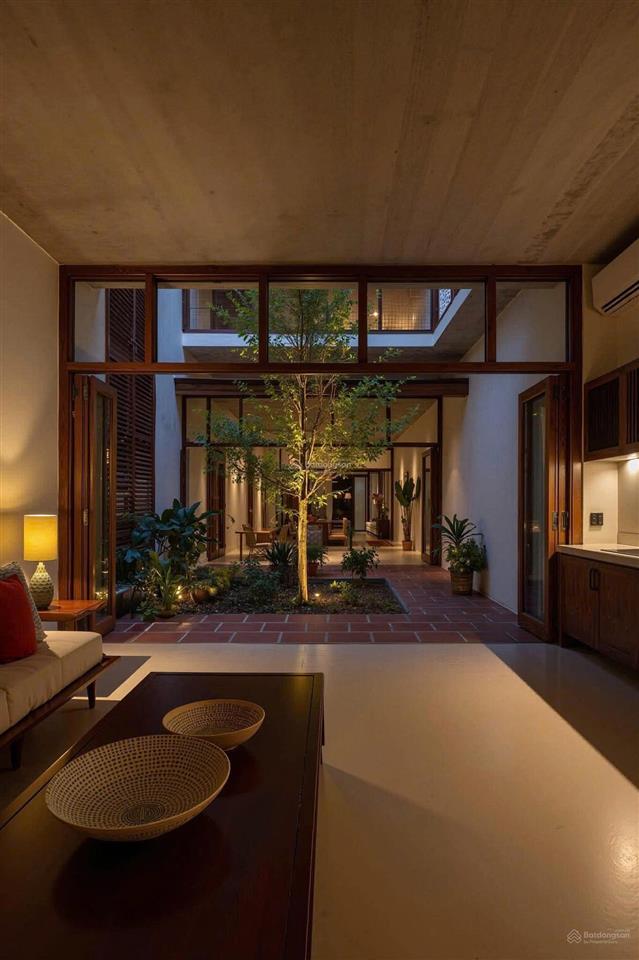 Bán nhà hxh phổ quang, phường 9, phú nhuận (10*20) 5 tầng khu vip sân bay