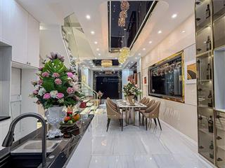 Bán nhà mặt tiền quảng hiền phường 11, tân bình (4*15,5m) 3 tầng chỉ 9,4 tỷ