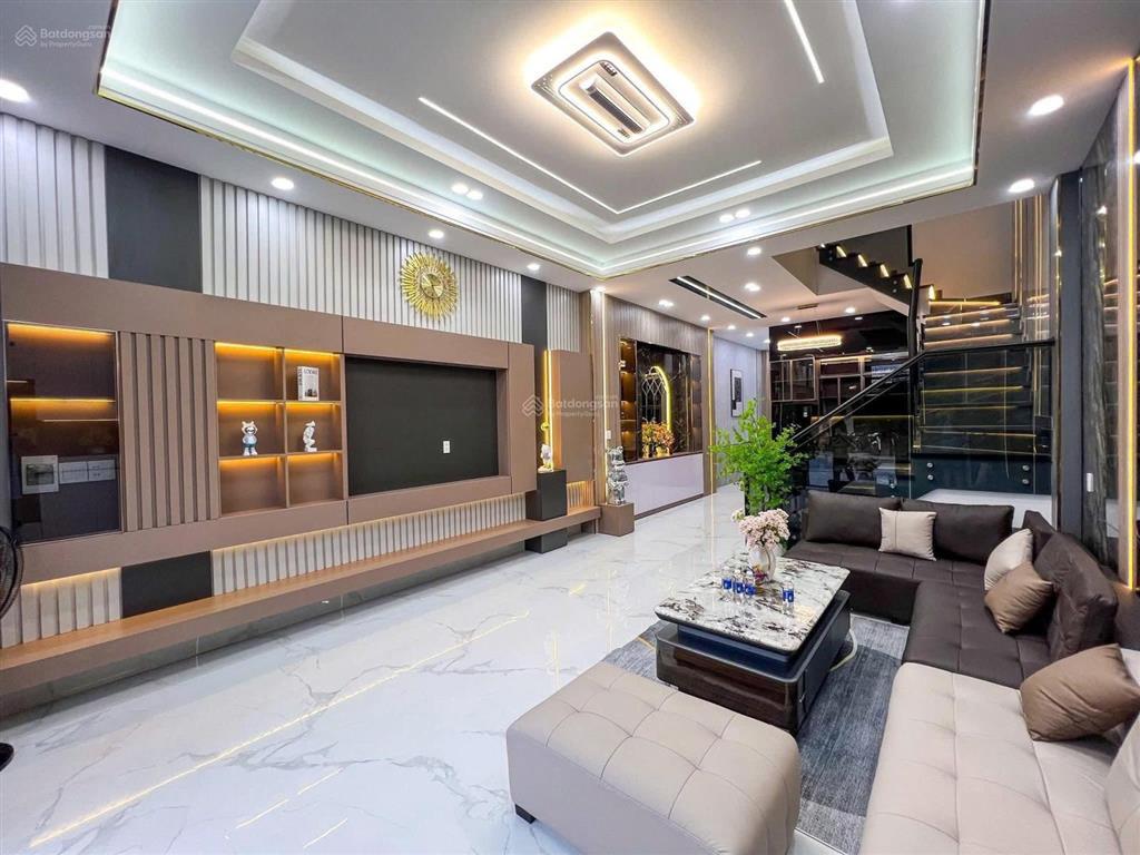 Bán nhà mặt tiền bàu cát 6 phường 14, tân bình (4*18m)  3 tầng chỉ hơn 15 tỷ