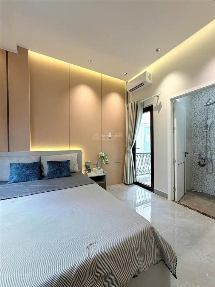Bán nhà hẻm 686 cách mạng tháng 8, phường 5, quận tân bình (4*17m)  4 tầng