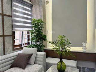 Bán nhà hẻm 686 cách mạng tháng 8, phường 5, quận tân bình (4*17m)  4 tầng