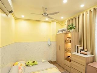 **bán nhà hẻm 686 cách mạng tháng 8 tân bình (4*11m) 3 tầng nở hậu chỉ 7,6 tỷ??