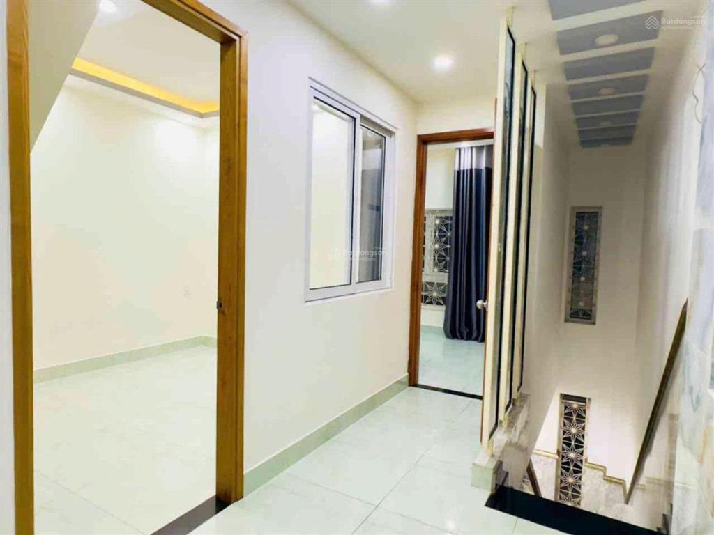 Bán nhà hẻm ni sư huỳnh liên, phường 10, tân bình (5,5*10m) 2 tầng hơn 6 tỷ?