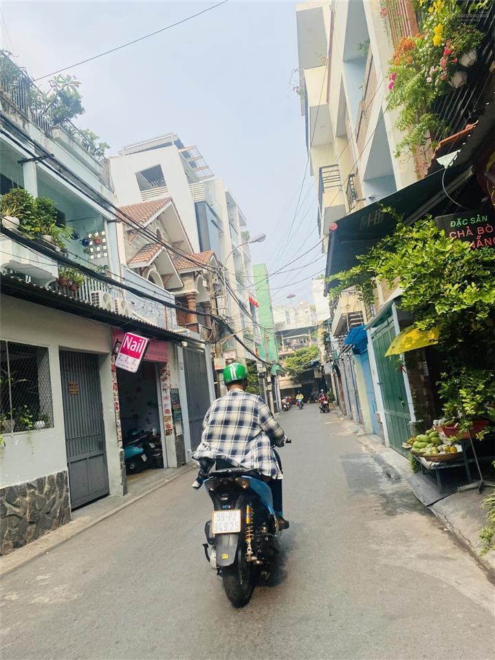 Bán nhà phường 9, tân bình hẻm 730 lạc long quân (nay phường tân hòa)  4*18m  5 tầng chỉ 9,5 tỷ