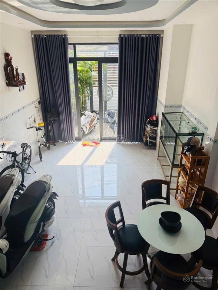 Bán nhà mặt tiền trường chinh, phường 12, quận tân bình (5*16m)  10 tỷ