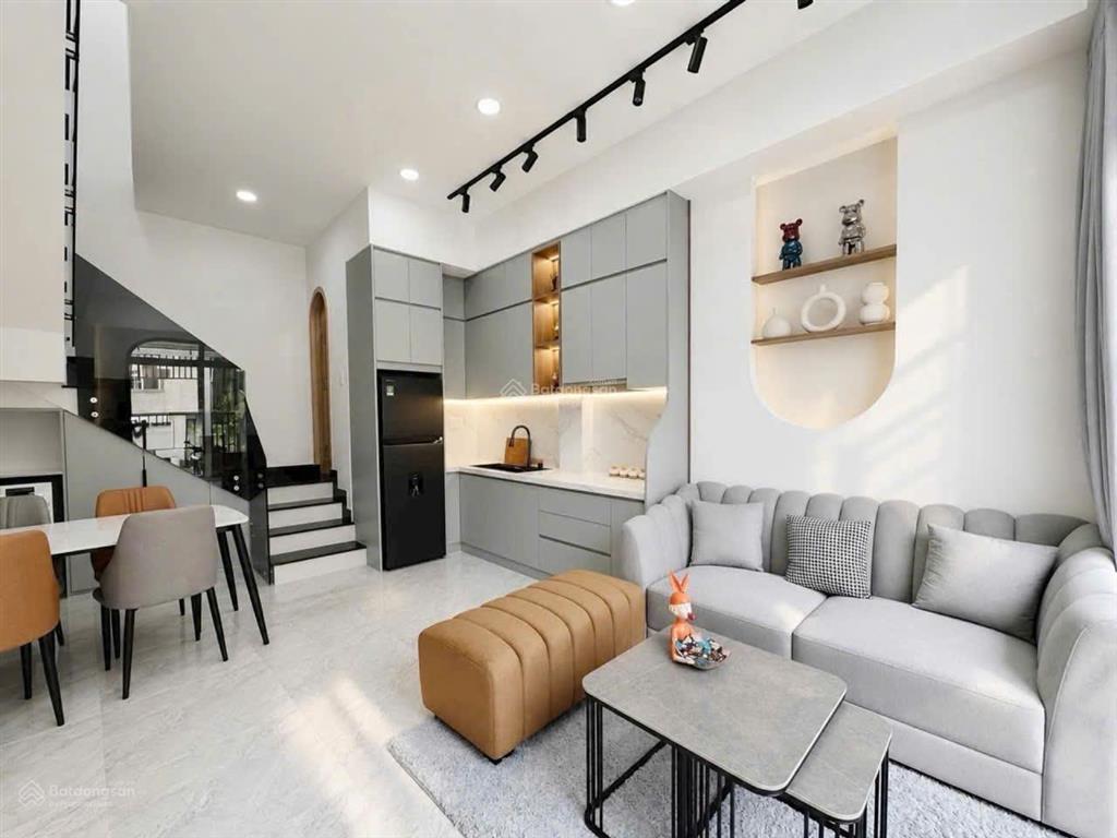 Bán nhà phường 11 tân bình mặt tiền võ thành trang (4*17m) 3 tầng