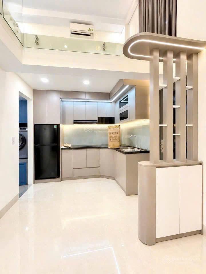 Bán nhà hxh văn chung, phường 13, tân bình (4*10)  ngay mặt tiền