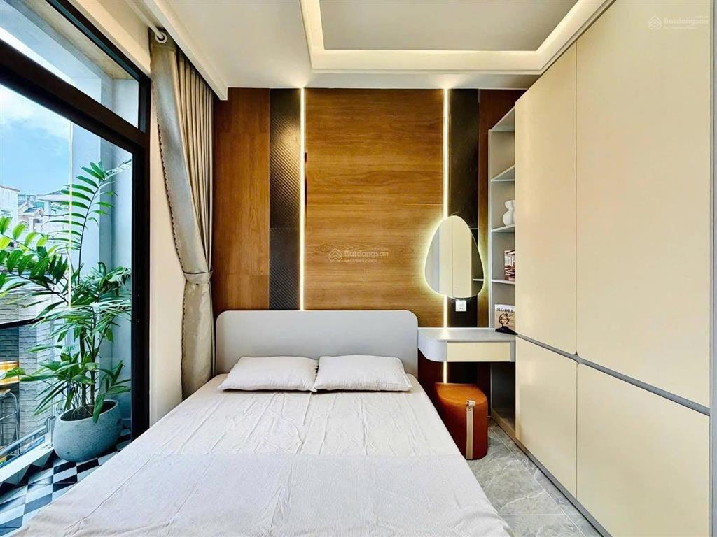 Bán nhà hxh 10m đường trần quốc hoàn, phường 4, tân bình (4*15) dòng tiền