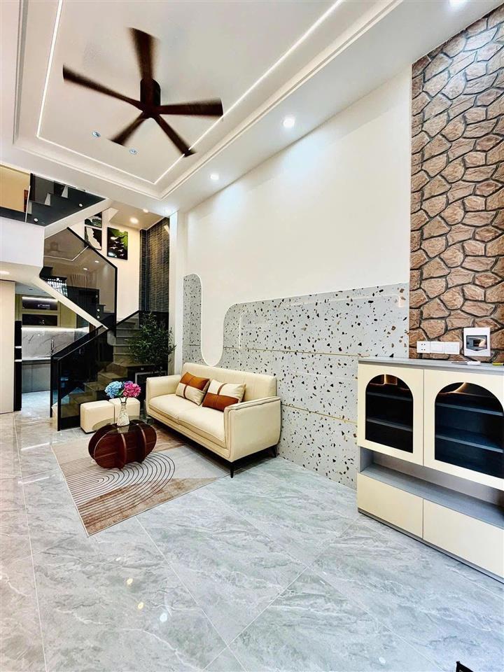 Bán nhà hxh 10m đường trần quốc hoàn, phường 4, tân bình (4*15) dòng tiền