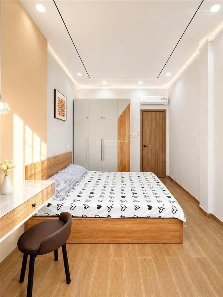 Bán nhà hxh 10m đường trần quốc hoàn, phường 4, tân bình (4*15) dòng tiền