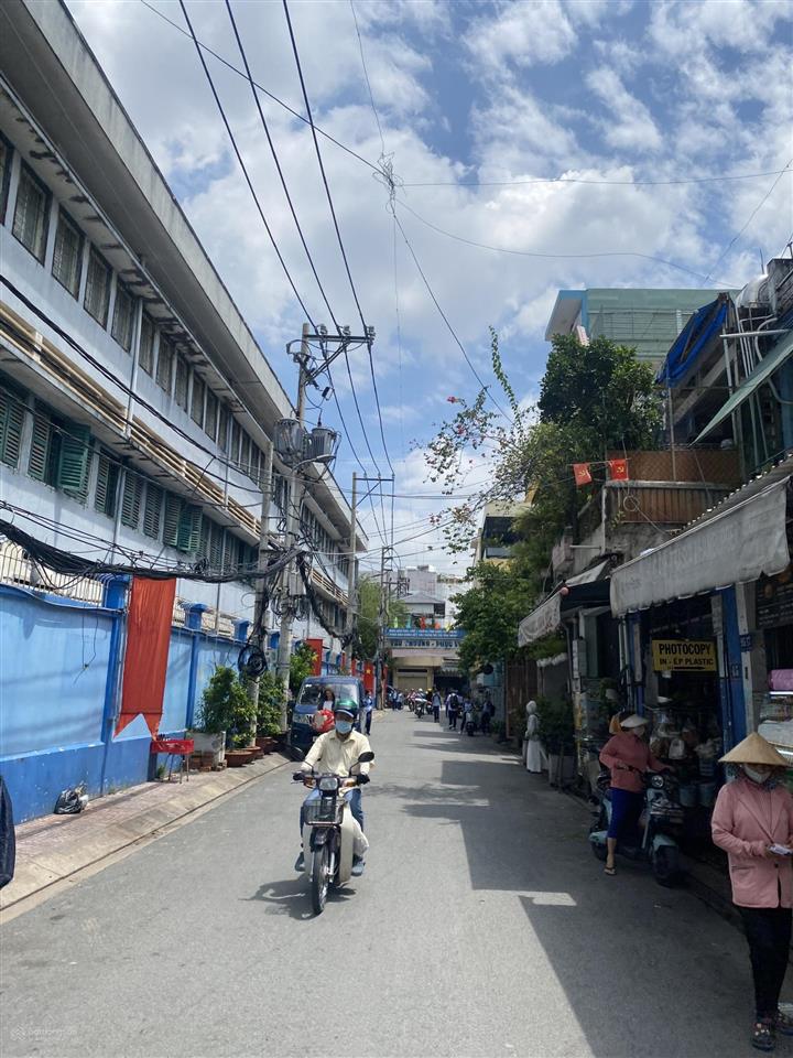 Bán nhà hẻm nguyễn trọng tuyển, phường 1, tân bình (4*10m) 6 tầng chỉ hơn 7 tỷ?