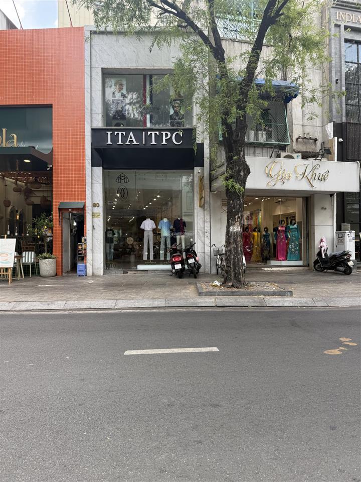 Bán nhà mặt tiền đường lý tự trọng  phường bến thành (q.1 cũ)