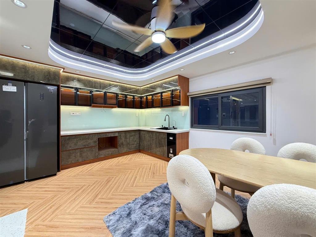 Căn góc 2 mặt tiền có thang máy, hẻm ôtô phạm văn chiêu 4pn 6wc full nội thất