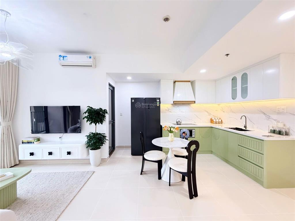 Chính chủ cần tiền bán căn 2pn view sông sg