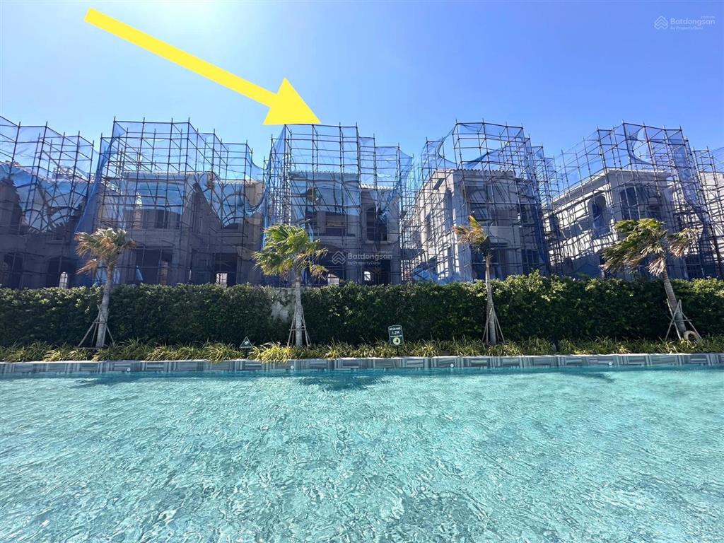 Cần bán gấp cắt lỗ 1,6 tỷ biệt thự đơn lập view bồ bơi, tropicana novaworld hồ tràm giá 8,9 tỷ