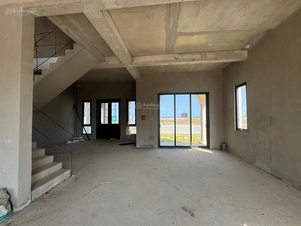 Bán cắt lỗ căn góc villa đơn lập đối diện bến du thuyền, khách sạn 5 sao mercure giá 20 tỷ (đã vat)