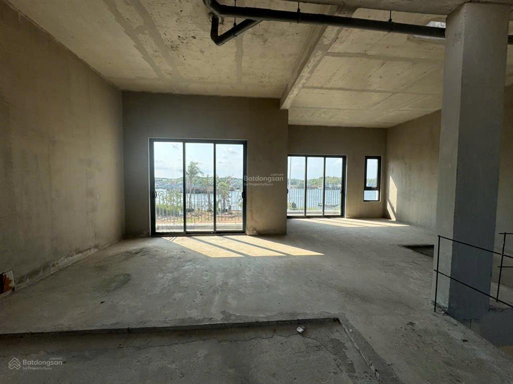 Bán cắt lỗ căn góc villa đơn lập đối diện bến du thuyền, khách sạn 5 sao mercure giá 20 tỷ (đã vat)