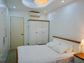 Cần cho thuê căn hộ 2pn, 2wc tầng cao view thoáng, full nội thất 19tr/tháng
