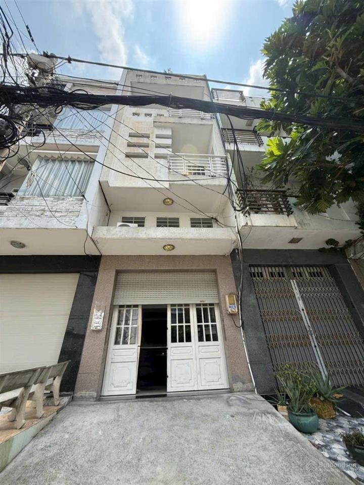 Cần bán gấp nhà 3 lầu bình phú, q6, khu nhà cao tầng, dân cư sầm uất, đường nhựa 14m thông