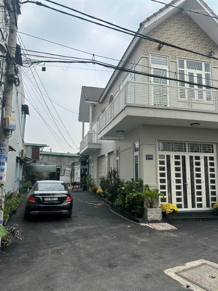 Bán nhà góc 2 mt đường bình thành, bình tân. dt 4,2m x 16m.