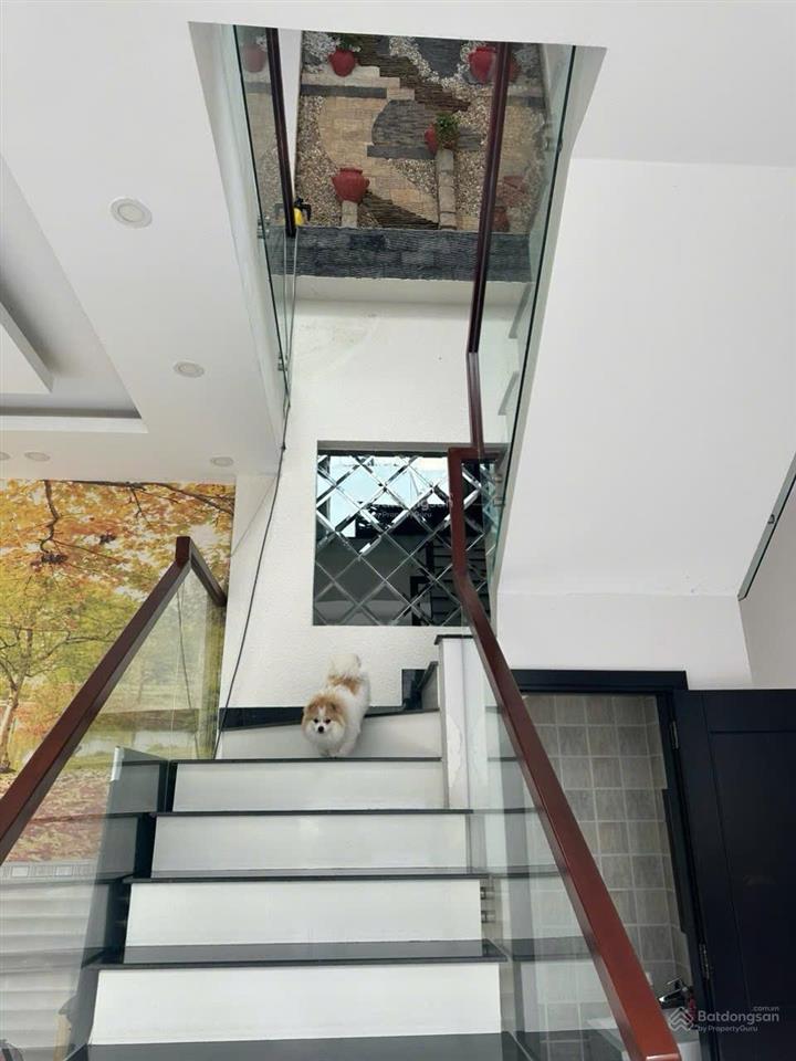 Bán nhà góc 2 mt đường bình thành, bình tân. dt 4,2m x 16m.