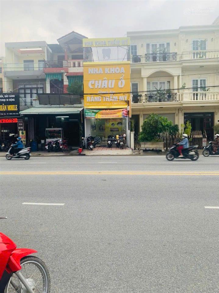 Mình chủ nhà cần bán nhà mặt tiền thị trấn châu ổ, 150 phạm văn đồng đang có hđ thuê, sổ sẵn ko vay