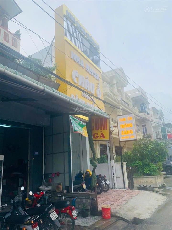 Tôi chính chủ, cần bán nhà đường lộ, thị trấn châu ổ, 150 phạm văn đồng, đang có hđ thuê, sổ sẵn