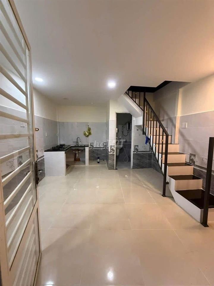 Bán nhà hẻm Hồng Bàng, 22m2, 1 lầu, nhà mới, 2.68 tỷ