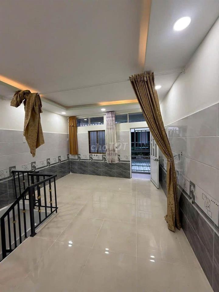 Bán nhà hẻm Hồng Bàng, 22m2, 1 lầu, nhà mới, 2.68 tỷ