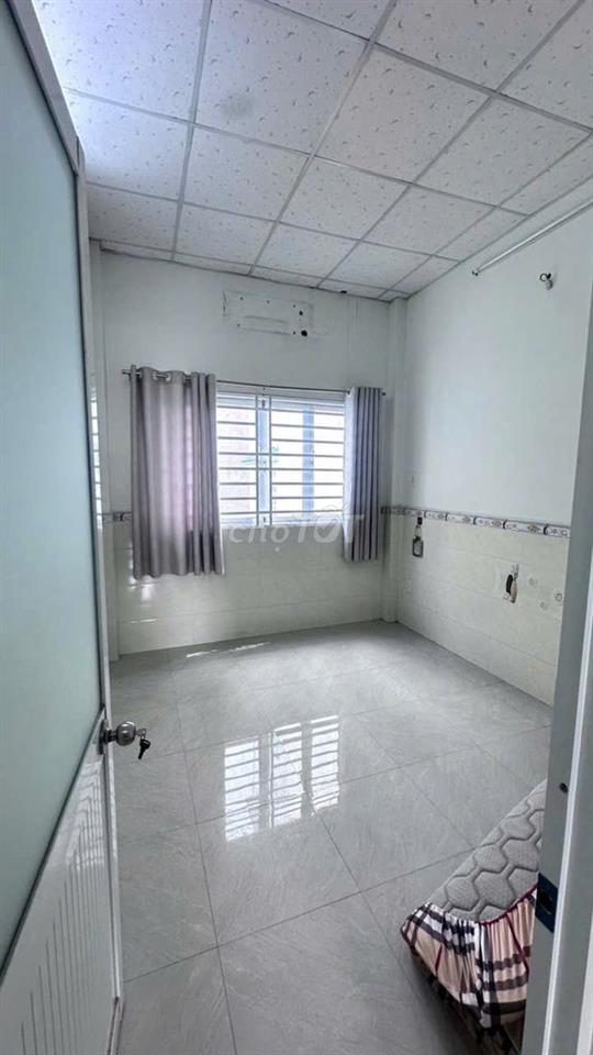 Bán nhà HXH An Dương Vương, 32m2, 1 lầu 2 phòng ngủ, nhà mới!