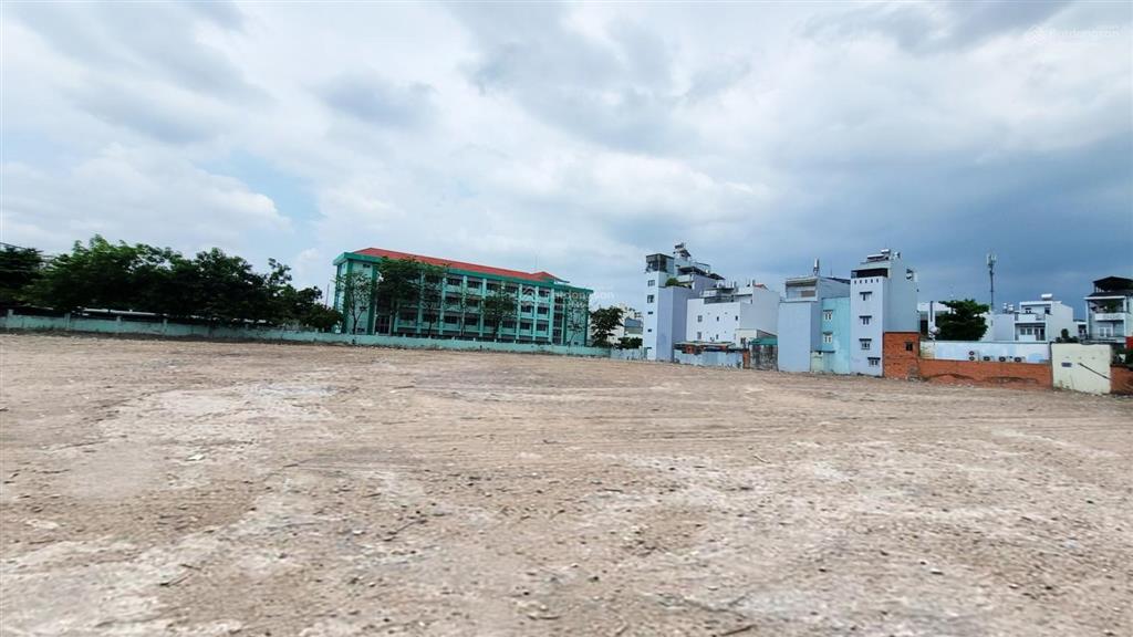 N trực tiếp chủ bán nhà đất mặt tiền ngang 37m x dài 19m, mặt tiền đường tân hương, p.phú thọ hòa