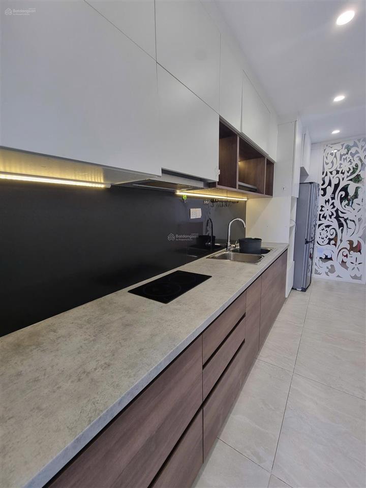 Cho thuê ch wilton 68 m, 2 pn, 2 wc, view đẹp, full nội thất cao cấp giá 18 tr/1th,  0908 871 ***