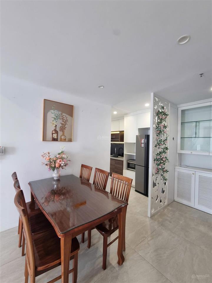 Cho thuê ch wilton 68 m, 2 pn, 2 wc, view đẹp, full nội thất cao cấp giá 18 tr/1th,  0908 871 ***