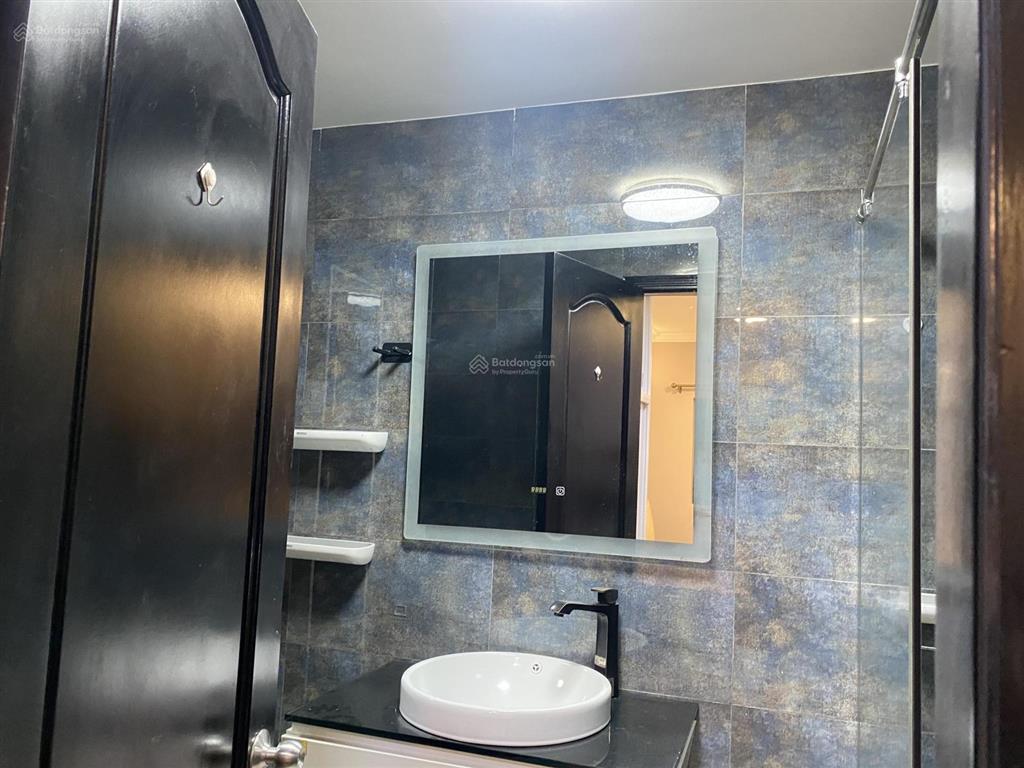 Cần cho thuê ch mỹ đức 3 pn 95 m2, nội thất cơ bản, giá 14 tr/th  0908 871 *** (mrs mai lan)