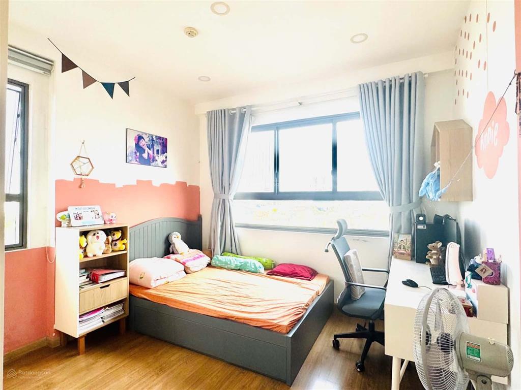 Cần bán nhanh căn hộ wilton 3 pn, 93 m2 căn góc 2 ban công, giá 8,4 tỷ,  0908 871 *** ms mai lan