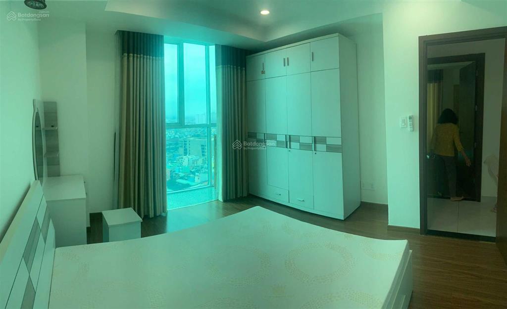 Cần cho thuê căn hộ remax plaza full nội thất mới 3pn  2 wc  0909 920 ***