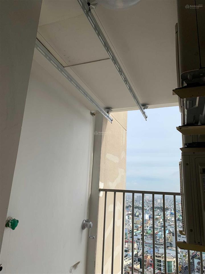Cho thuê căn 2 phòng ngủ có nội thất 10 triệu/tháng  0909 920 ***