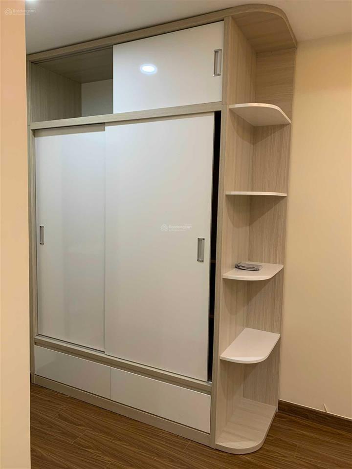 Cho thuê căn 2 phòng ngủ có nội thất 10 triệu/tháng  0909 920 ***