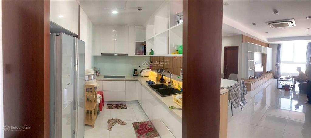 Cần cho thuê căn hộ 3pn  2wc 0909 920 ***